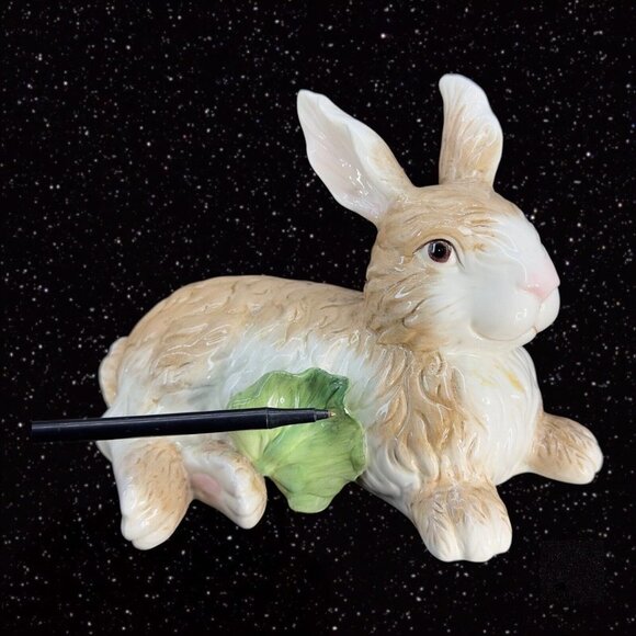 Kaldun & Bogle Bunny Rabbit Retired Painted Porcelain Ceramic Figurine Marked - Picture 6 of 11